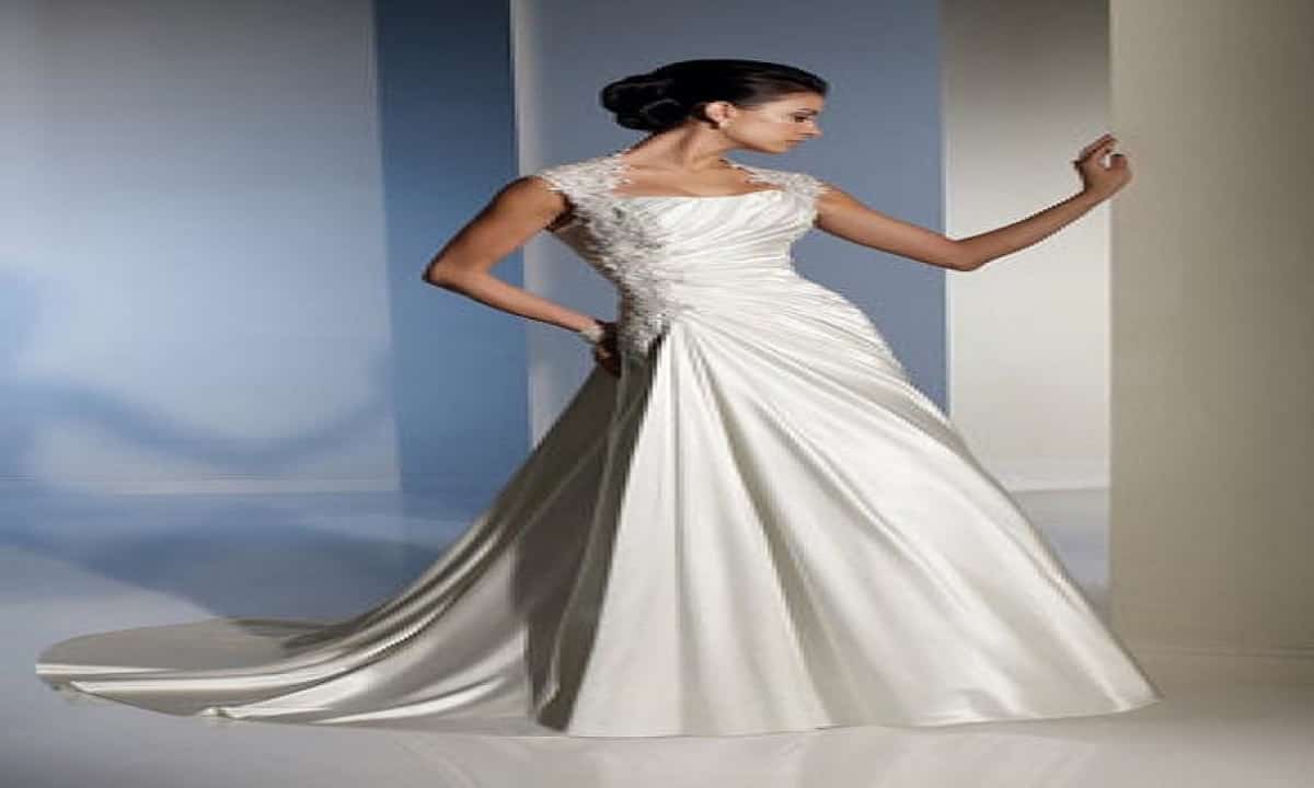 a-line square neck wedding dress