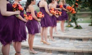 wear with purple dress to wedding